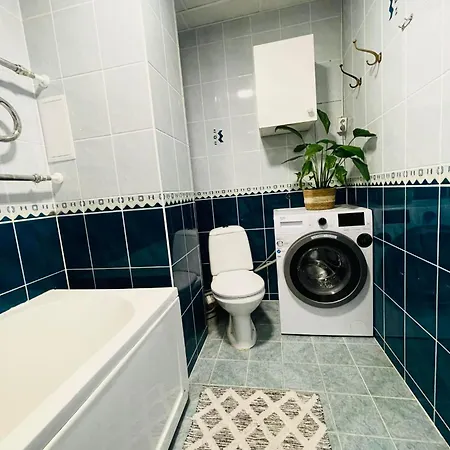 Mai 8 - 2 Bedroom With Sunny Balcony * 페르누