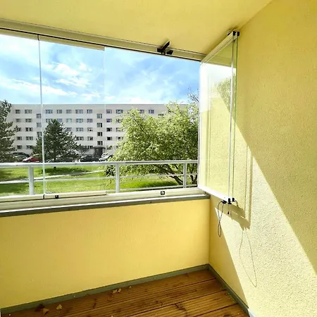 아파트 Mai 8 - 2 Bedroom With Sunny Balcony *