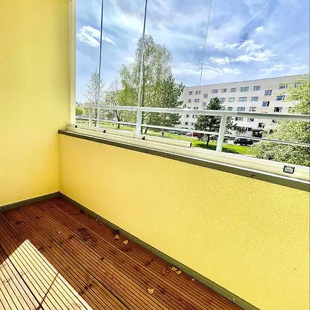 Mai 8 - 2 Bedroom With Sunny Balcony 아파트 페르누